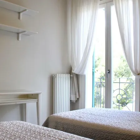 La Casa Di Lucy Bordighera